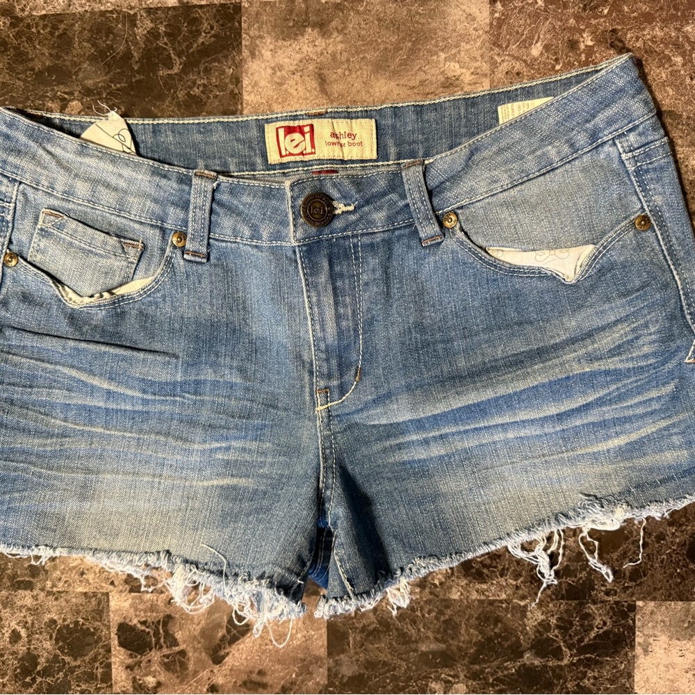 LEI Women's Blue Jean Shorts
